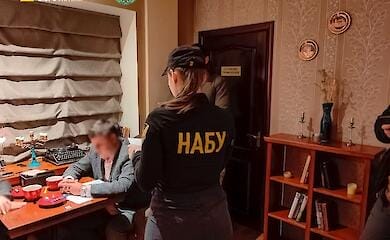 На хабарі викрили заступника голови Запорізької облради, його помічника і депутата