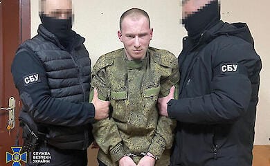 Пленному "штурмовику V" сообщили о подозрении в расстреле воина ВСУ