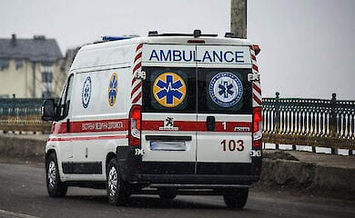 Чоловік на Закарпатті намагався вбити себе у вбиральні ТЦК