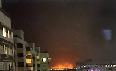 У російському Курську спалахнула масштабна пожежа (відео)