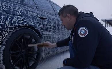 У BMW провели випробування прототипів у крижаних умовах