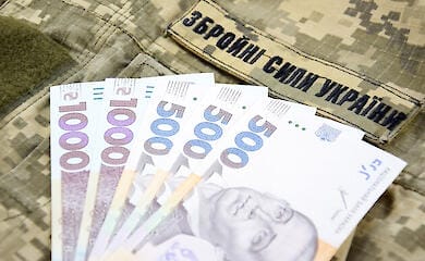 Военнослужащим и полицейским на передовой увеличили выплаты - Минобороны
