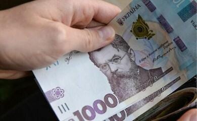 У ПФУ пояснили, чи втрачається пенсія за втратою годувальника у разі всиновлення дитини