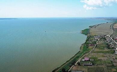 Найбільше штучне озеро України повернули державі