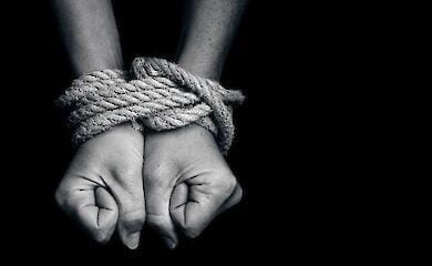 Постраждалі від торгівлі людьми українці частіше звертаються по допомогу - Мінсоцполітики