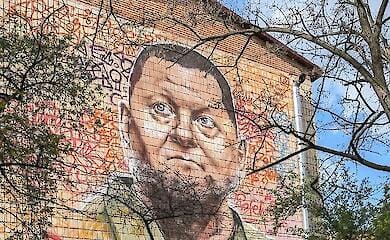 Рекордний мурал із Залужним з'явився в Києві (відео, фото)