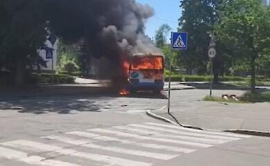 У Києві згорів автобус