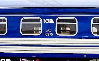 Укрзалізниця відключатиме підсвічування вокзалів у великих містах