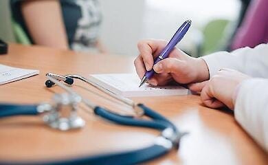 Як отримати виплати за лікарняним - пояснення ПФУ