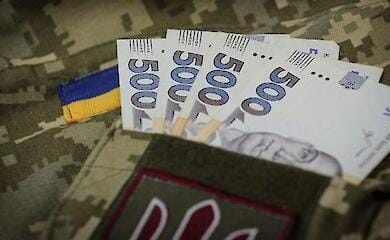 Доплаты военнослужащим: какие есть особенности при назначении денежного обеспечения