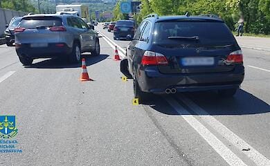 У Києві в ДТП загинула 1,5-річна дитина, вагітна жінка у важкому стані