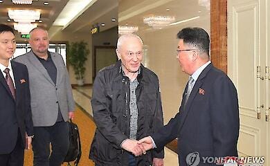 В Северную Корею прибыла делегация РФ