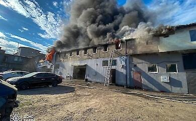 У Києві горіли дві СТО