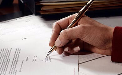 Украинцы за границей могут составить завещание: как это сделать