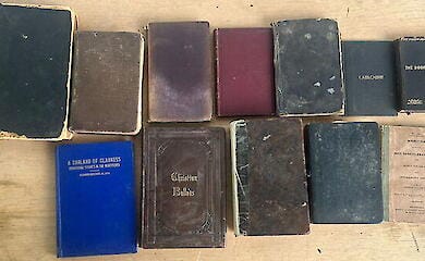 Американець намагався вивезти з України старовинні книги