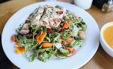 Вкусные салаты с куриным мясом