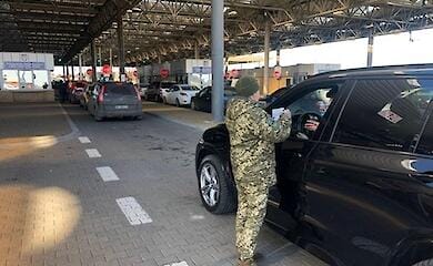 Названа сумма взяток, которые предлагали пограничникам