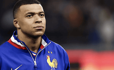 Килиан Мбаппе: Французская суперзвезда участвует в финальном товарищеском матче перед  Евро