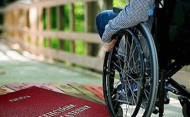 Законодавство передбачає достроковий вихід на пенсію для осіб з інвалідністю
