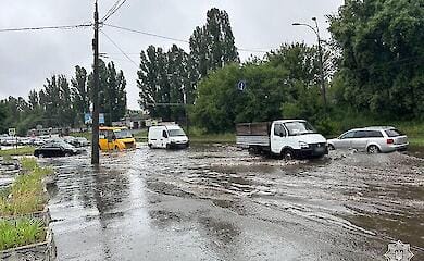 Найбільша злива за 30 років: у Києві випало понад половину місячної норми опадів