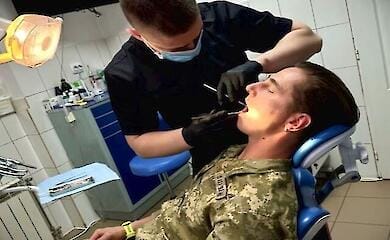 Ветерани та військовослужбовці зможуть безкоштовно отримати послуги з планової стоматології