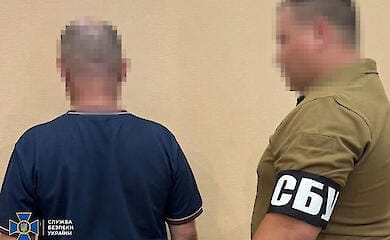 Секс и шпионаж: связная разведки РФ в чате знакомств завербовала шпиона из Харькова
