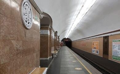 В метро Киева пассажир попал под поезд