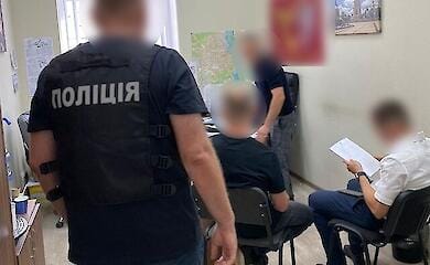 Чиновнику КМДА оголосили підозру за розкрадання коштів