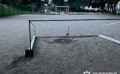На Киевщине во время игры ребенок получил тяжелые травмы