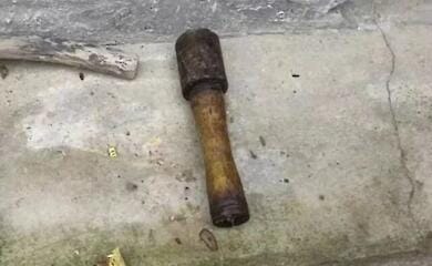 Китаянка 20 років використовувала гранату як молоток