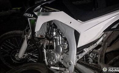 На Ровенщине юноша на мотоцикле сбил трех несовершеннолетних девушек