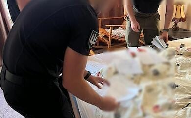 На Закарпатті компанія-перевізник допомагала ухилянтам виїхати за кордон під виглядом водіїв