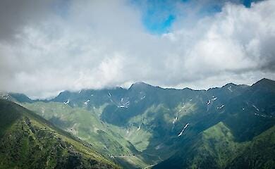 На Прикарпатье в горах закрыли часть туристических троп