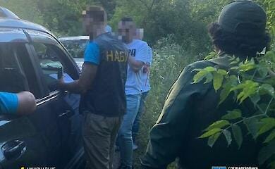 НАБУ і САП підозрюють чинного нардепа у вимаганні хабара