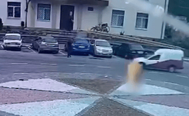 На Киевщине женщина совершила самосожжение перед зданием суда