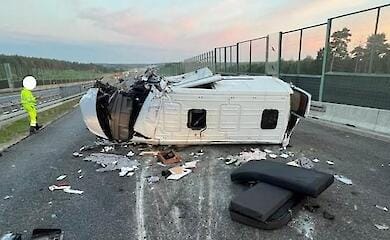 Микроавтобус с украинцами попал в ДТП в Польше