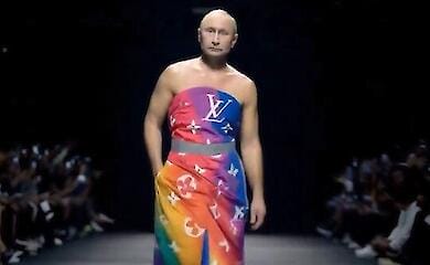 Ілон Маск згенерував показ мод із відомими людьми