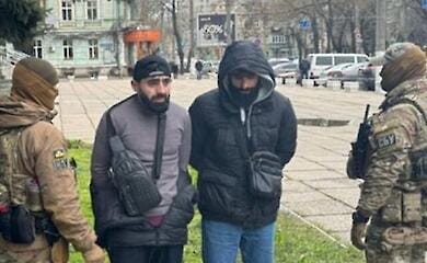 Двоє громадян однієї з країн Кавказу шпигували в Одесі за штабами ЗСУ
