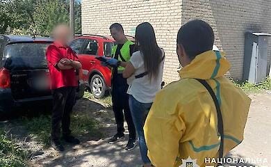 У Києві чоловік кілька місяців труїв співмешканку заради її майна