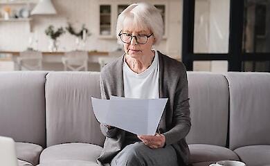 Яку надбавку до пенсії можуть отримати 60-річні українці