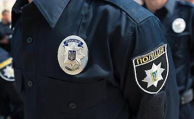У Києві чоловік під час прогулянки знайшов міну