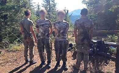 У високогір'ї Карпат прикордонники зустріли 15 "туристів", які шукали Румунію