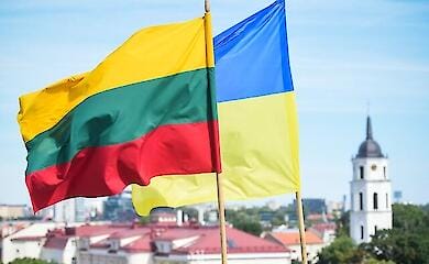 Украинские беженцы могут оставаться в Литве до 2026 года