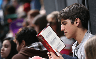 Найкращі книги для підлітків у 2024 році