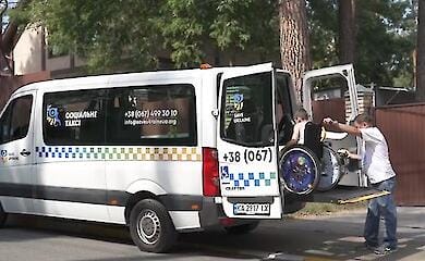 На Київщині для маломобільних людей створили соціальне таксі