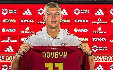 Артем Довбик номінований на Золотий м'яч-2024