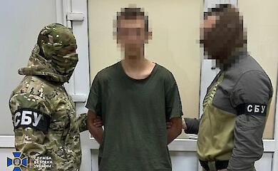 СБУ і Нацполіція затримали двох 16-річних паліїв, які працювали на спецслужби РФ