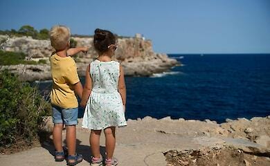 У КМДА повідомили, скількох дітей усиновили у столиці 2024 року