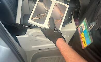 В Україну контрабандою намагалися ввезти новенькі iPhone 16