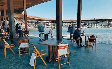 В пяти городах Крыма партизаны расклеили листовки и желтые ленты